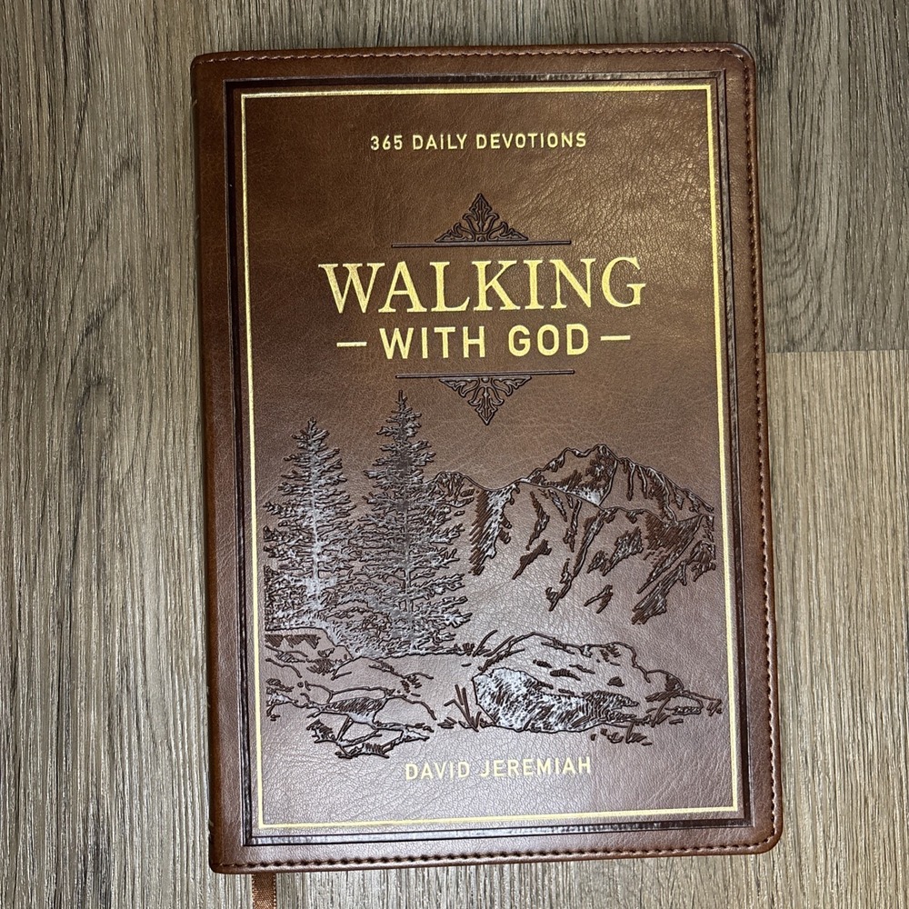 Walking with God 365 Daily Devotions,‎ Large Print Brown Faux Leather NEW